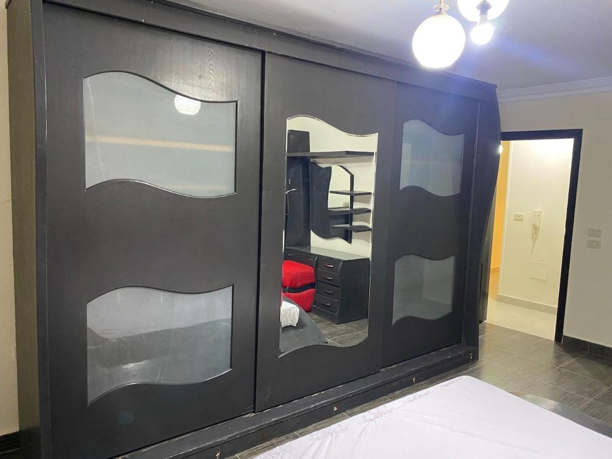 Apartment Lovely 3 Bedroom In Abbas El Akad