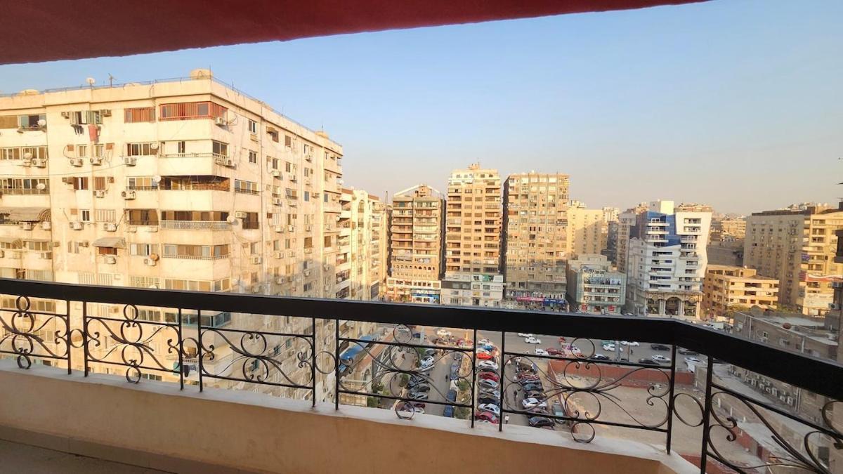 Apartment Lovely 3 Bedroom In Abbas El Akad